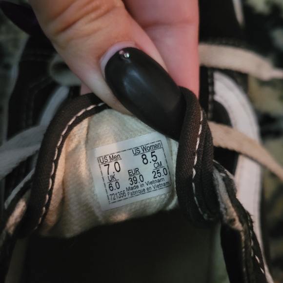 SOLD! VANS platform canvas Shoes - Picture 3 of 3